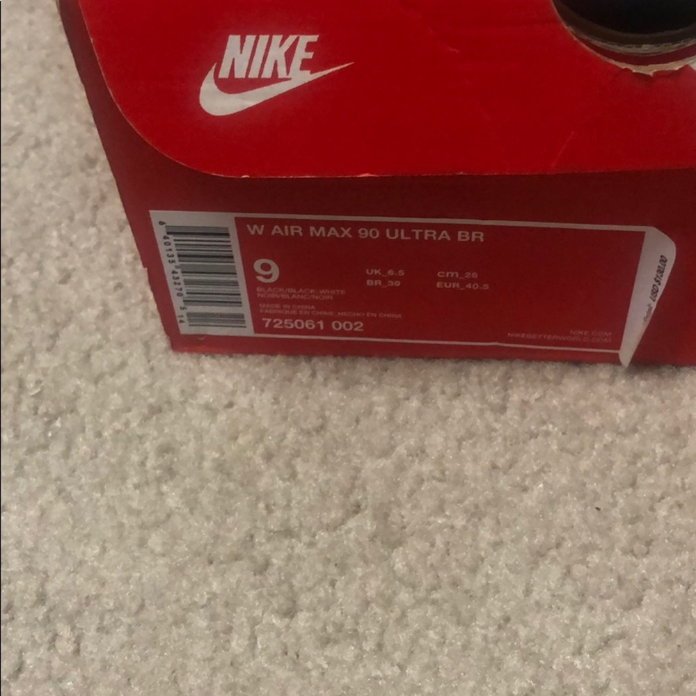 Black Nike Sneakers